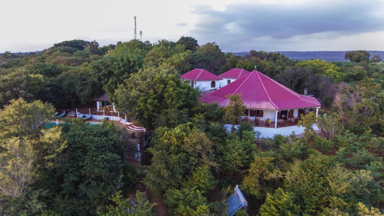 Olympe De Bemaraha Hotel Bekopaka Exterior photo