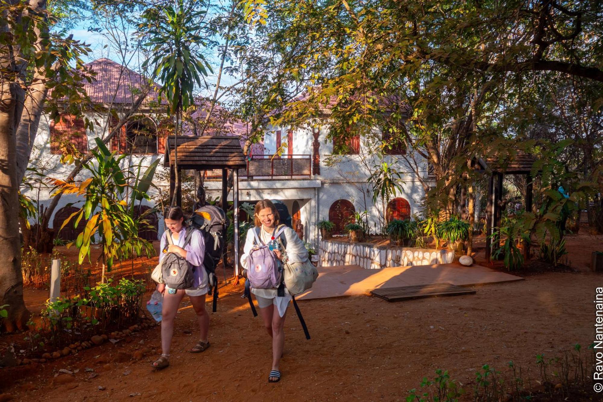 Olympe De Bemaraha Hotel Bekopaka Exterior photo